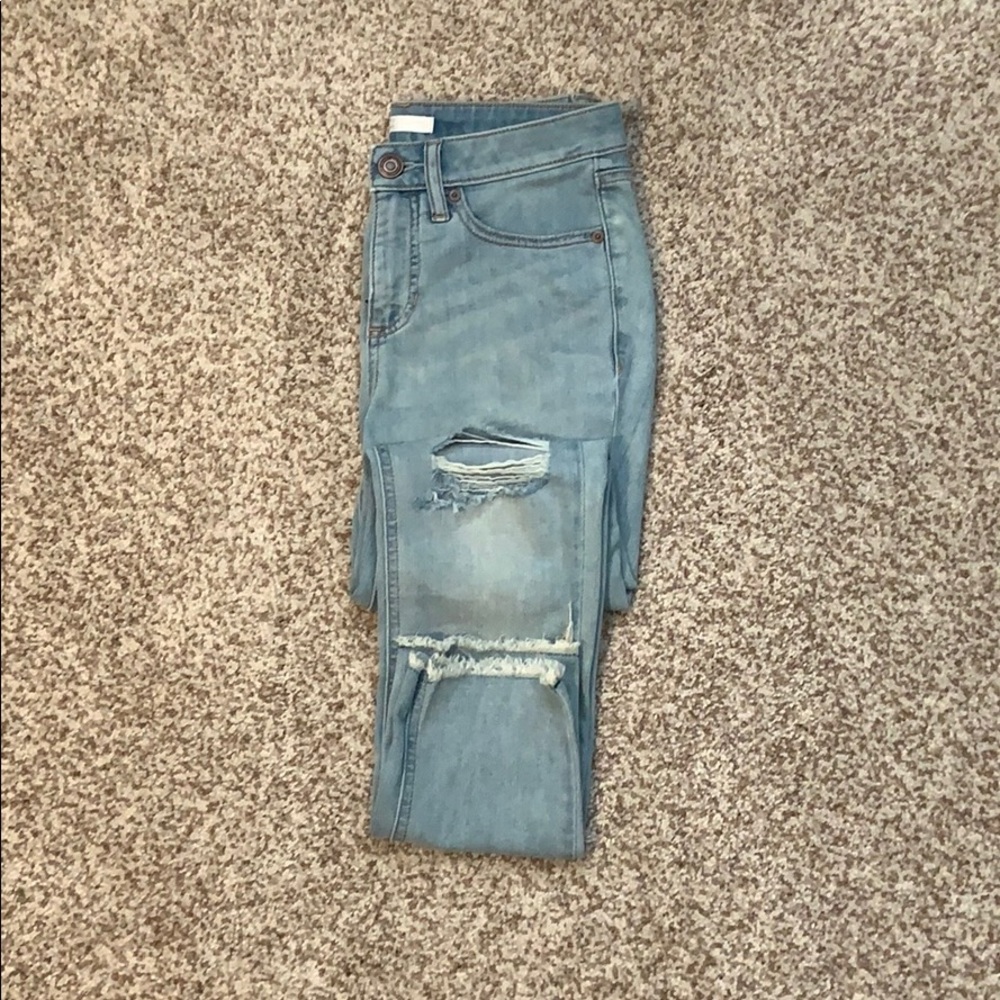 LC Lauren Conrad light distressed frayed hem jean